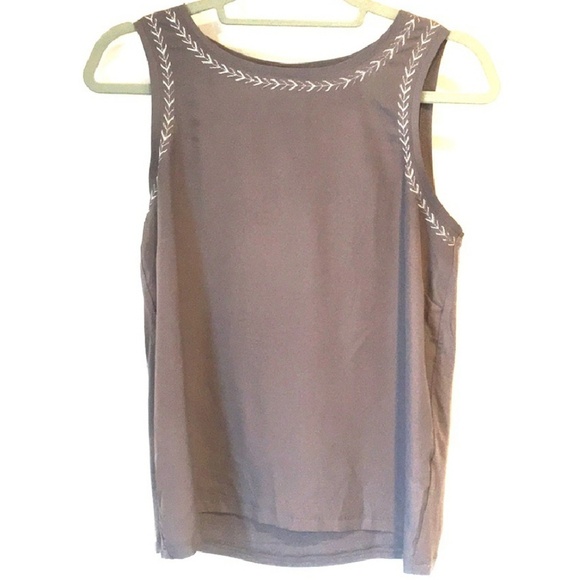 Banana Republic Tops - Banana Republic Gray Sleevless Top